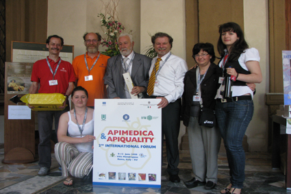 First Apimondia members from Bosnia